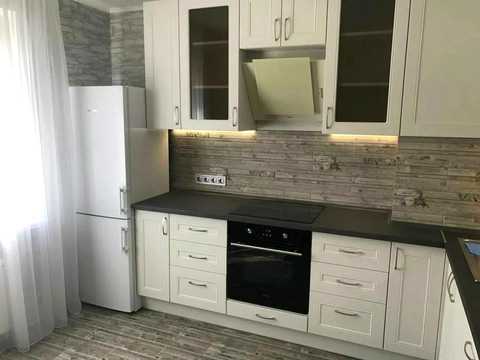 квартира за адресою Сергія Данченка вул., 3