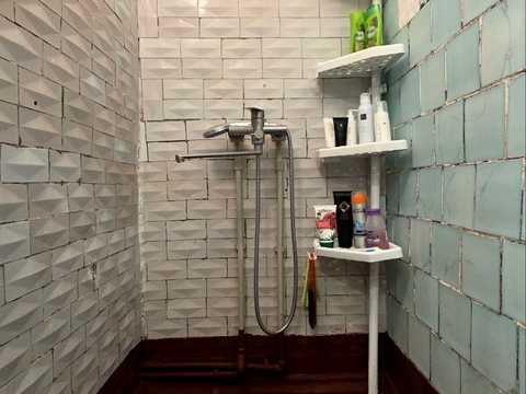 квартира за адресою Киргизька вул., 3а