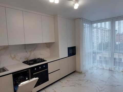 квартира за адресою Степана Бандери вул., 77