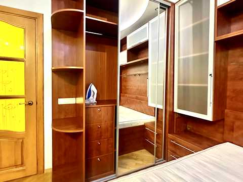 квартира по адресу Феодосийская ул., 10