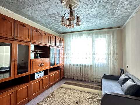 квартира за адресою Головна, 281Б