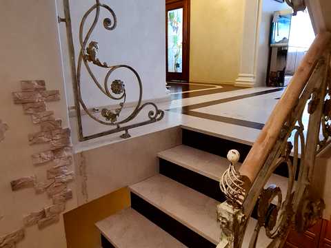 коммерческая по адресу Стрыйская ул., 250