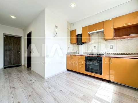 квартира за адресою Сталеварів вул., 25а