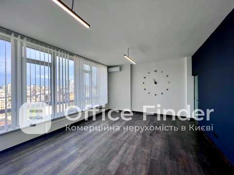 комерційна за адресою Жилянська вул., 68