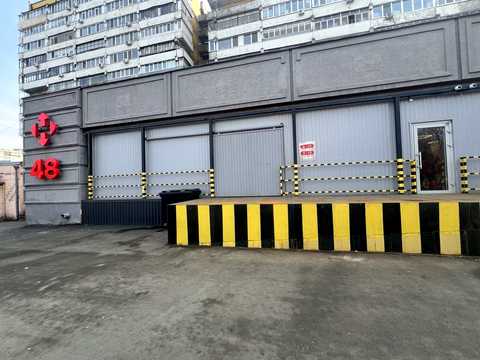 комерційна за адресою Слави бульв., 5