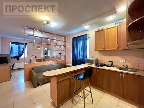 квартира за адресою Тополянська вул., 9/1