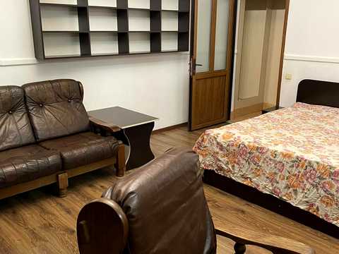 квартира по адресу Олександра Кутузякия, 54