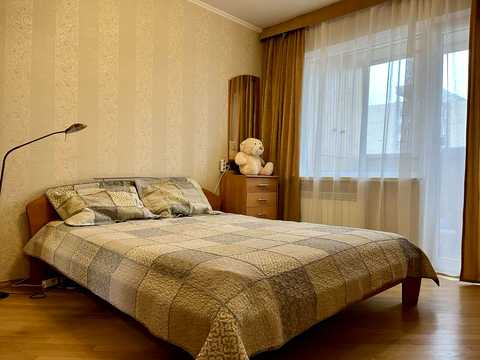 квартира за адресою Панаса Мирного вул., 11