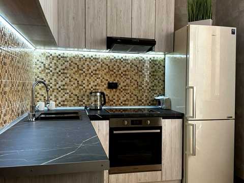 квартира за адресою Козакевича вул., 25