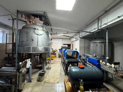 комерційна за адресою Центральна вул. (Мічуріна), 6