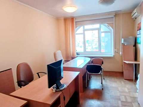 комерційна за адресою Автозаводська вул., 99/4