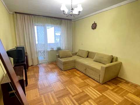 квартира по адресу Николая Ушакова ул., 16