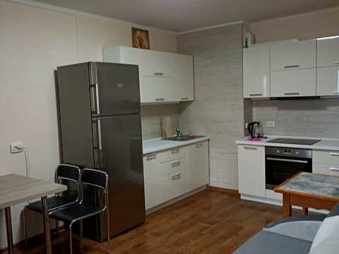 квартира по адресу Николая Винграновского ул., 2