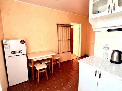 квартира за адресою Академіка Корольова вул., 71/1
