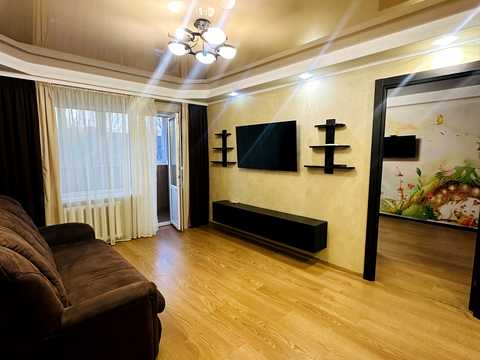 квартира за адресою Воскресенська вул., 3