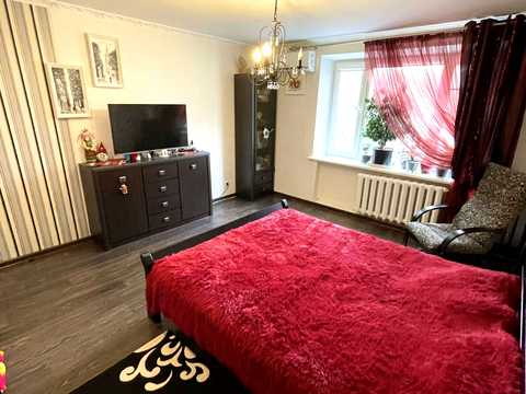 квартира за адресою Олега Антонова, 12