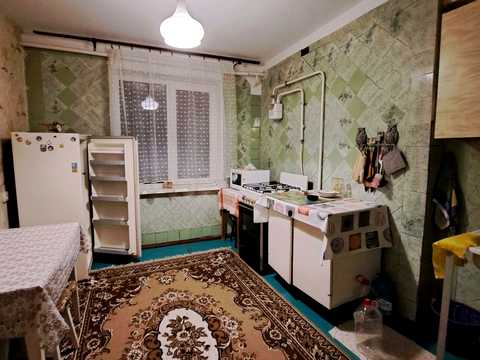 квартира за адресою вул. Карпенка, 2