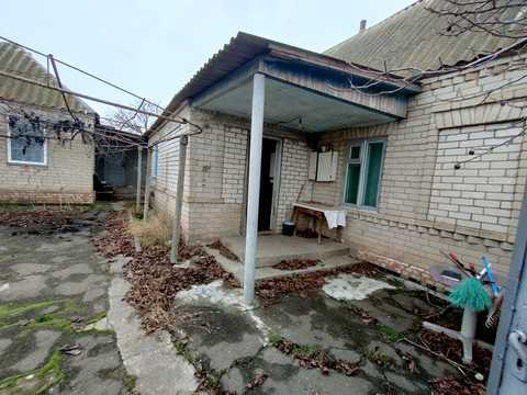 будинок за адресою Матвіївська вул. (Леніна), 107
