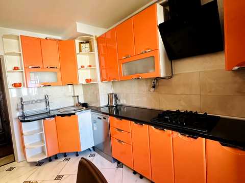квартира за адресою Романа Шухевича вул., 20