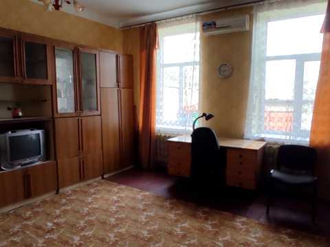 квартира за адресою Виконкомівська вул., 32