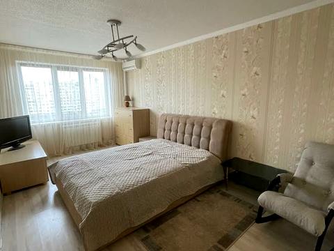 квартира за адресою Володимира Івасюка просп. (Героїв Сталінграду), 27-А