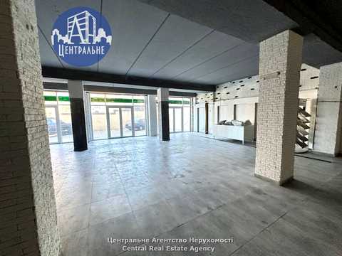 комерційна за адресою Чернівці, Чорновола вул., 1
