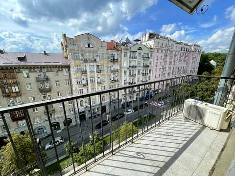 квартира за адресою Антоновича вул. (Горького), 9