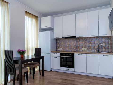 квартира за адресою Салютна вул., 2
