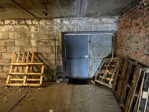 коммерческая по адресу Евгения Гребёнки ул., 128