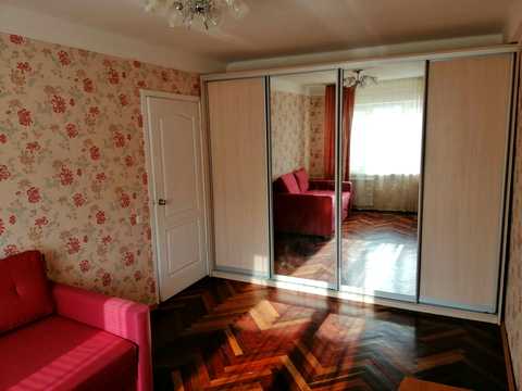 квартира за адресою Серпова вул., 1