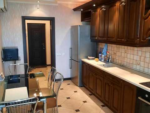 квартира за адресою Дегтярівська вул., 25а к1