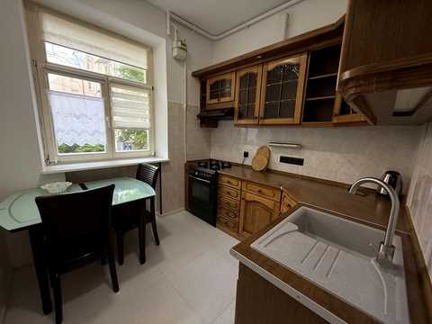 квартира за адресою Костельна вул., 11
