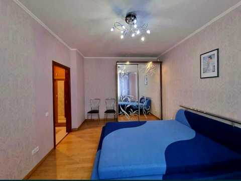 квартира за адресою Леся Курбаса просп., 7-А