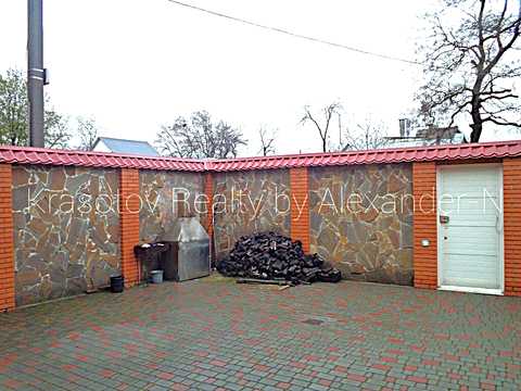дом по адресу Левадна ул.