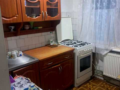 квартира за адресою Гната Хоткевича вул., 75