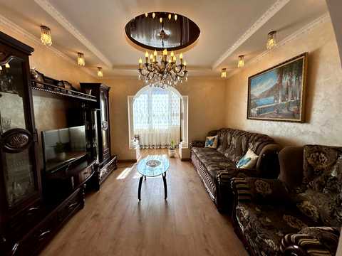 квартира за адресою Зарічанська вул., 11