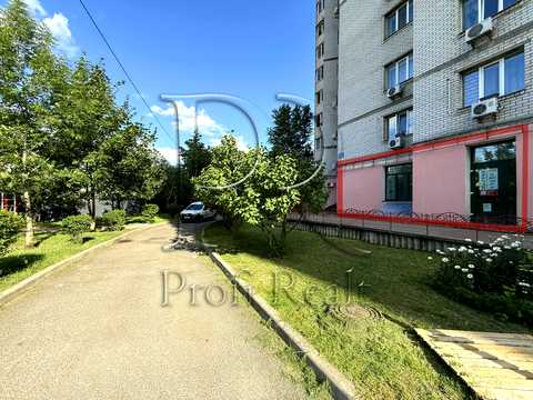 комерційна за адресою Анни Ахматової вул., 31