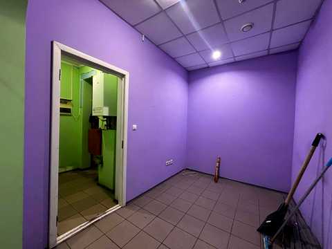 комерційна за адресою Смілянська вул., 103