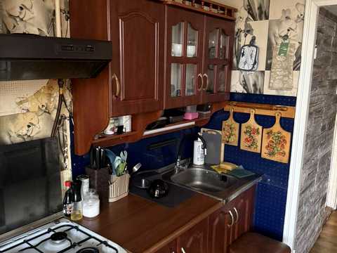 квартира за адресою Центральна вул., 1