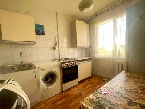 квартира за адресою вул. Новгородська, 11