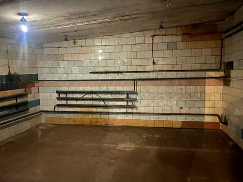 коммерческая по адресу Евгения Гребёнки ул., 128