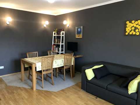 квартира за адресою Рональда Рейгана вул. (Теодора Драйзера), 38