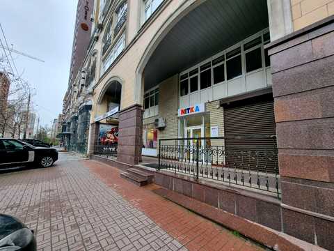 комерційна за адресою Антоновича вул. (Горького), 72