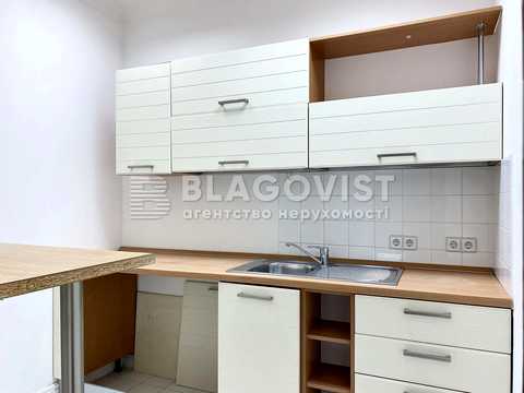 комерційна за адресою Богдана Хмельницького вул., 52
