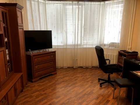 квартира по адресу Миколы Бажана просп., 10