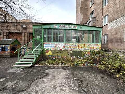 комерційна за адресою Петра Болбочана вул. (Клапцова), 4