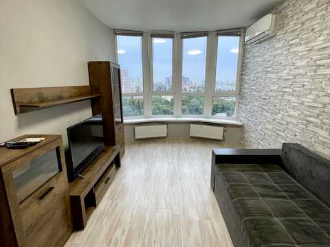 квартира за адресою Новопольова вул., 2