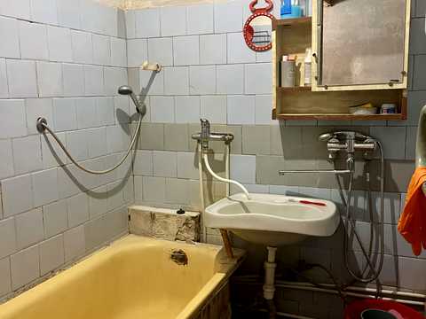 кімната за адресою Угорська вул., 21