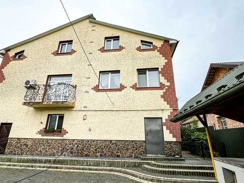 будинок за адресою Січових Стрільців