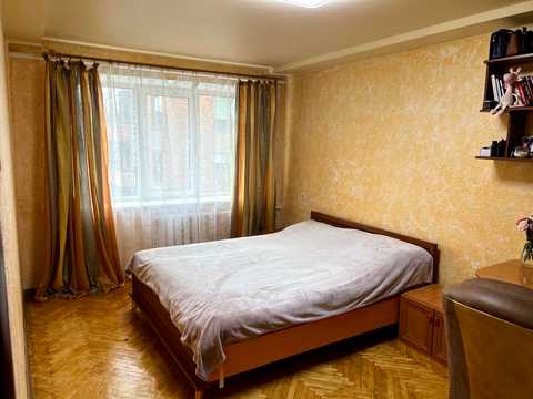 квартира за адресою Красилівська вул., 2/3